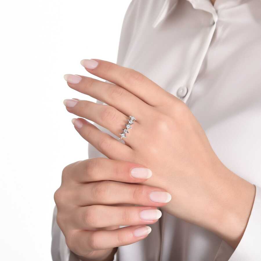 0.20 Carat Diamond Five-Stone Ring