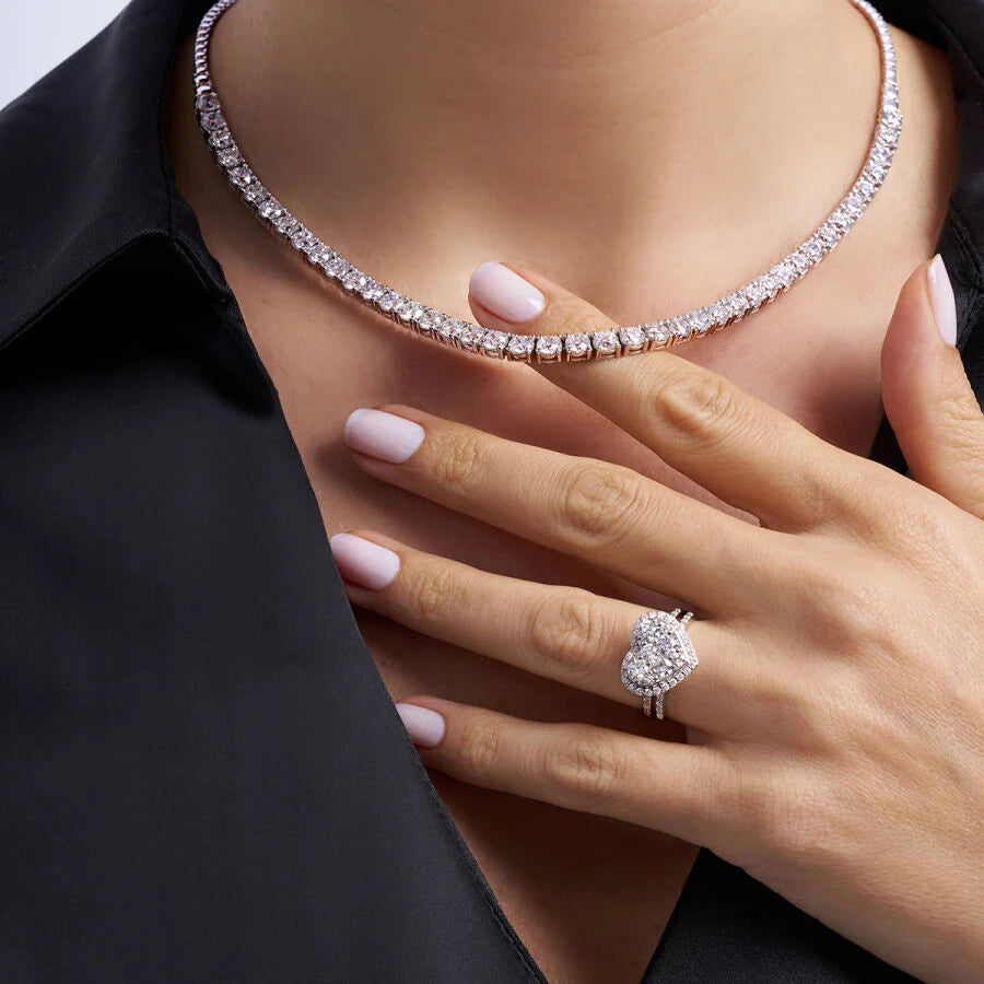 Herzring mit 1,47 Karat Diamanten