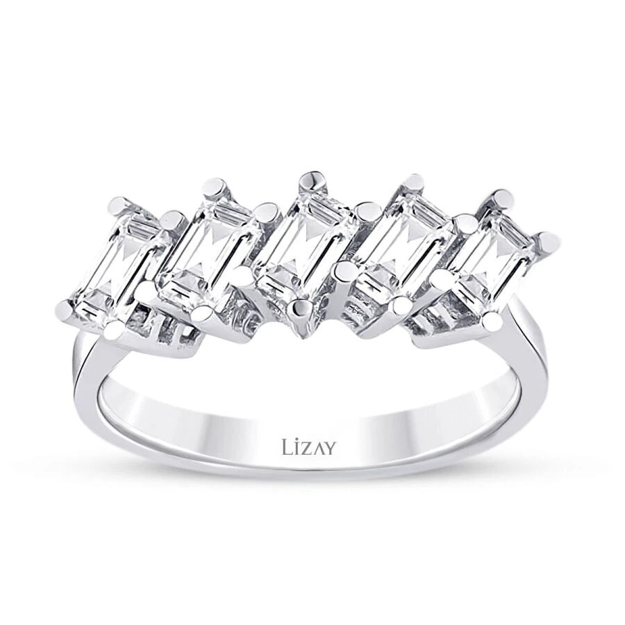 Goldener Baguette-Fünfsteinring