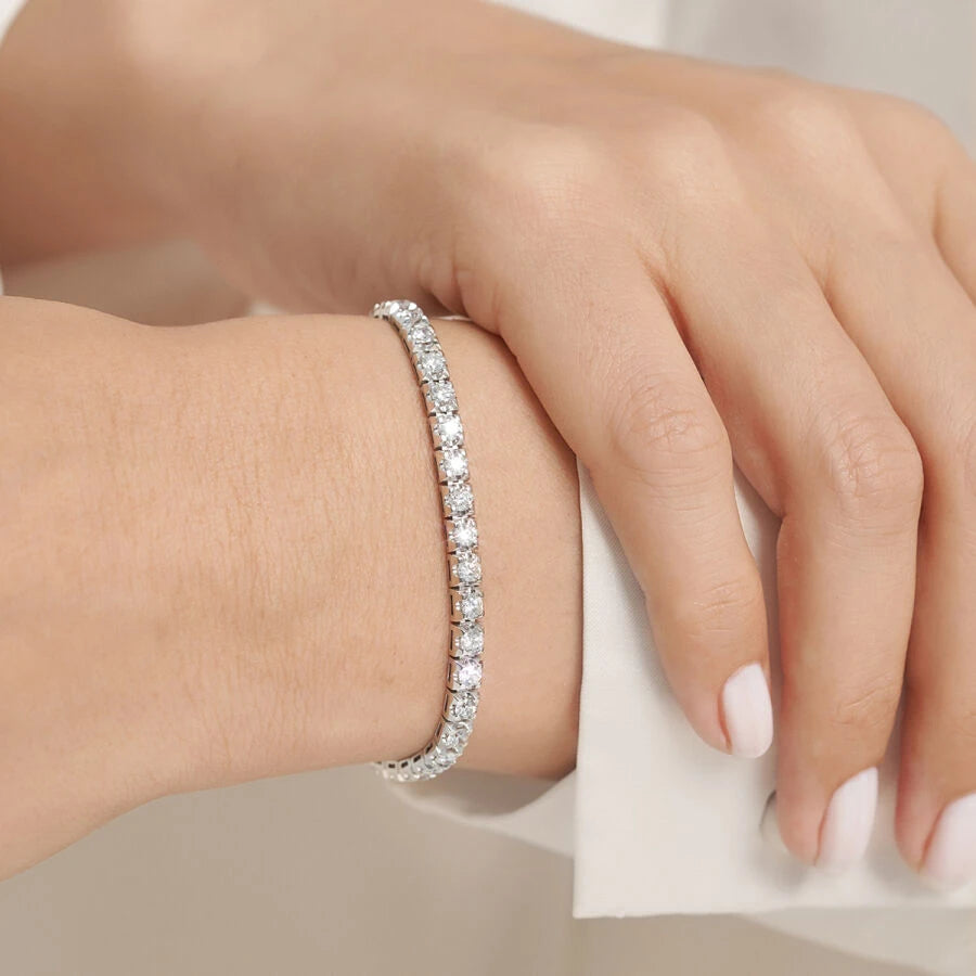 Tennisarmband mit 4,15 Karat Diamanten
