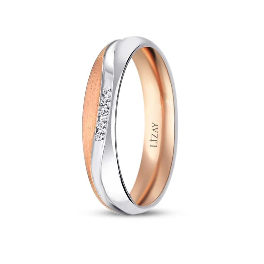 Klassischer goldener Ehering