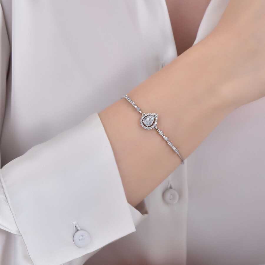 0,45 Karat Diamant-Baguette-Birnenarmband