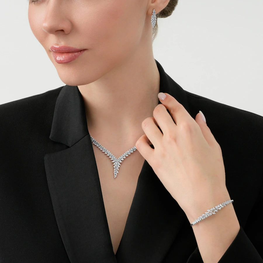 Gold Baguette Collar Necklace