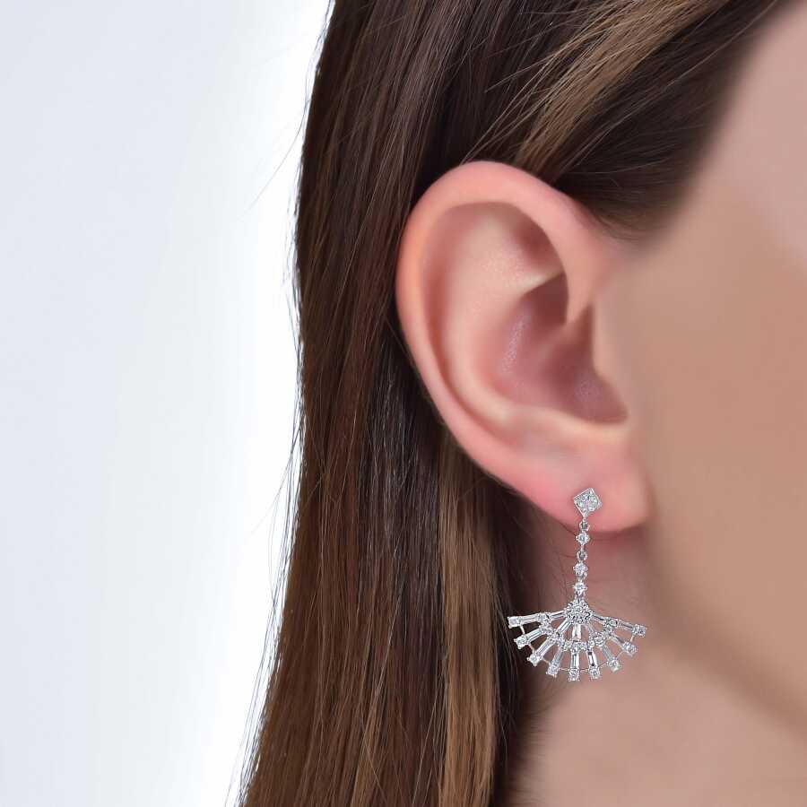 Ohrringe mit 1,12 Karat Diamanten im Baguette-Stil