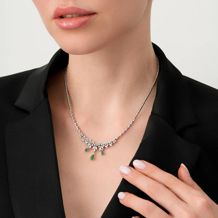 2,89 Karat Diamant-Smaragd-Halsband