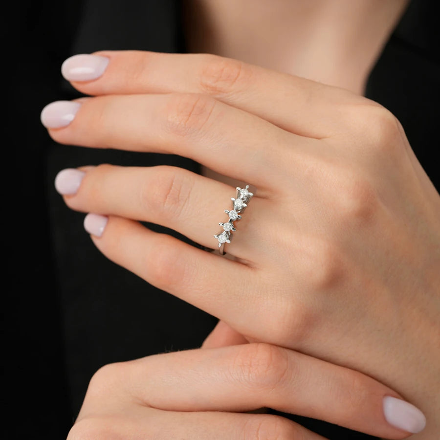 Fünfsteinring mit 0,40 Karat Diamanten