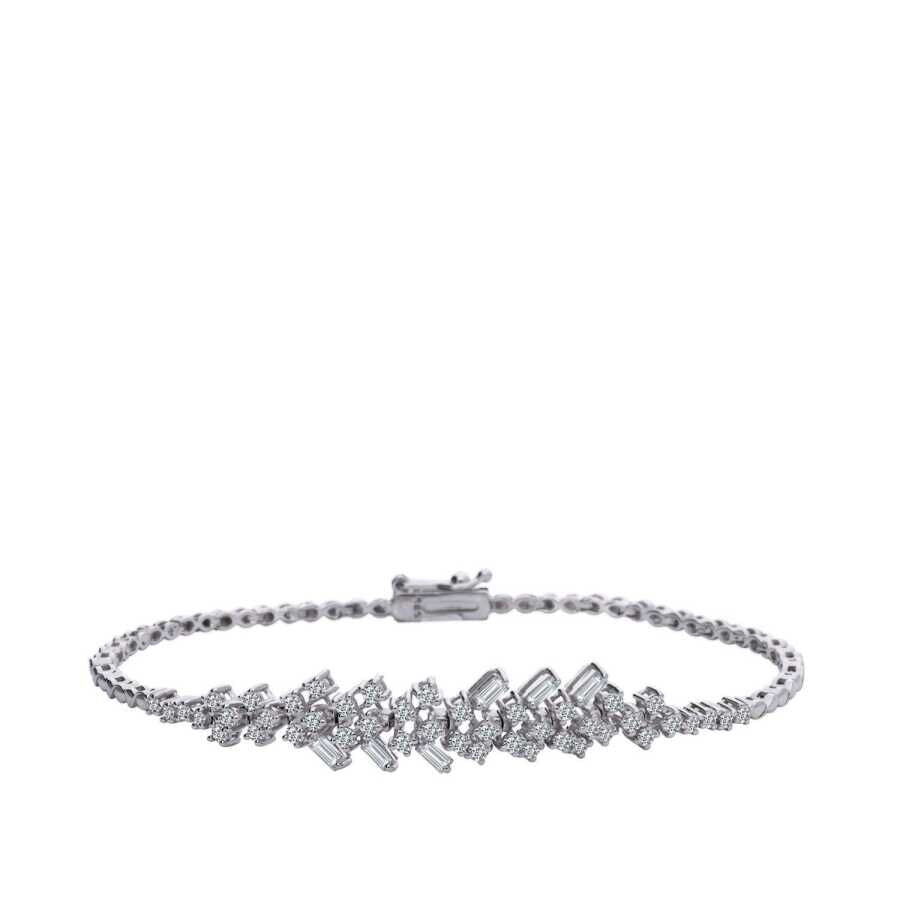 Armband mit 0,99 Karat Diamanten im Baguetteschliff