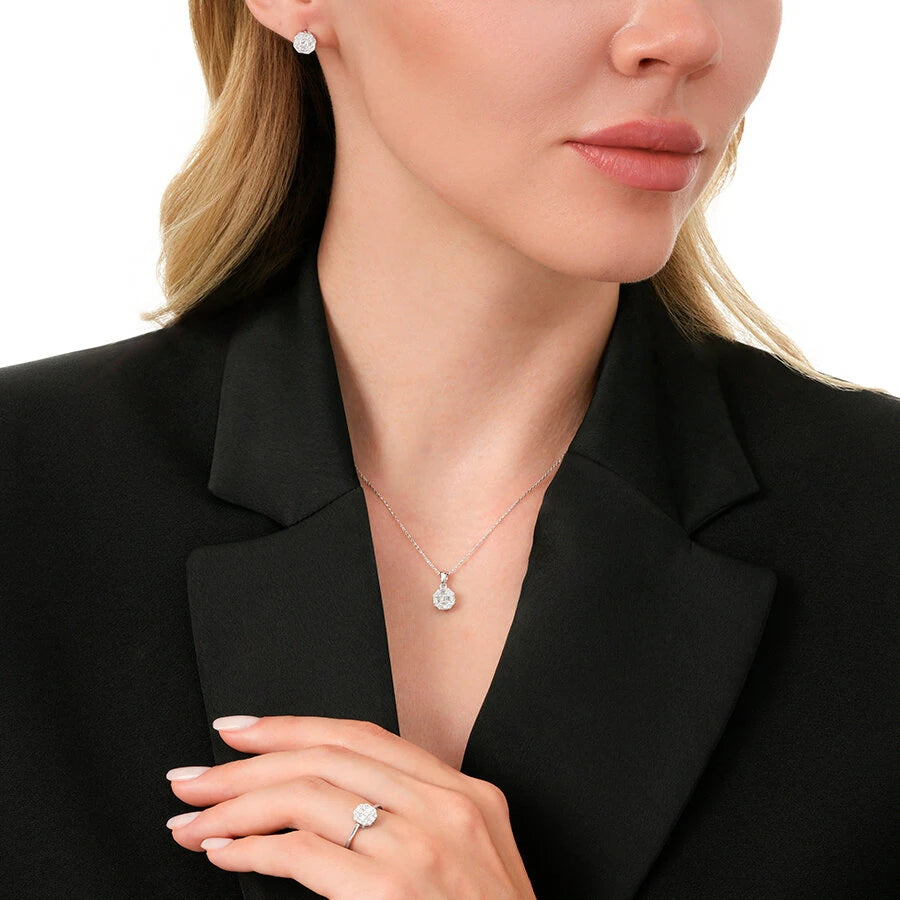 0.21 Carat Diamond Round Baguette Necklace