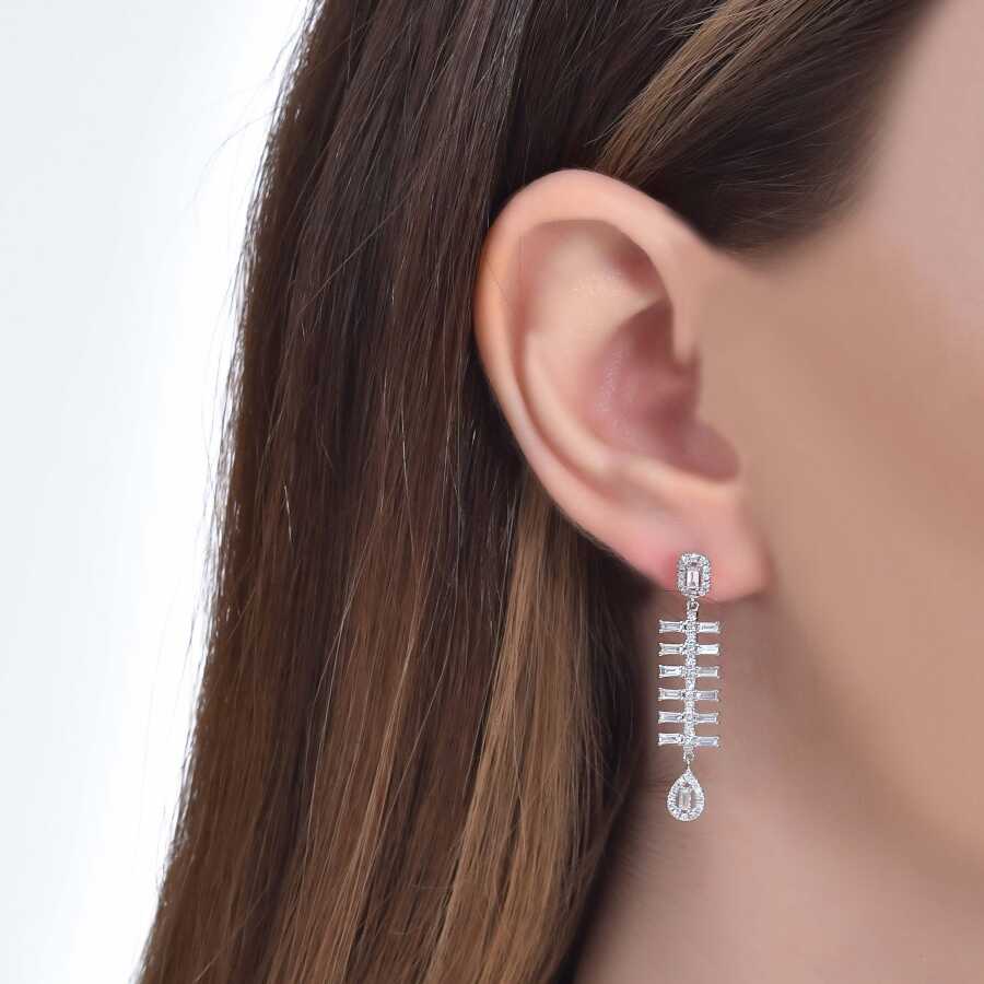 Ohrringe mit 0,98 Karat Diamant-Baguette