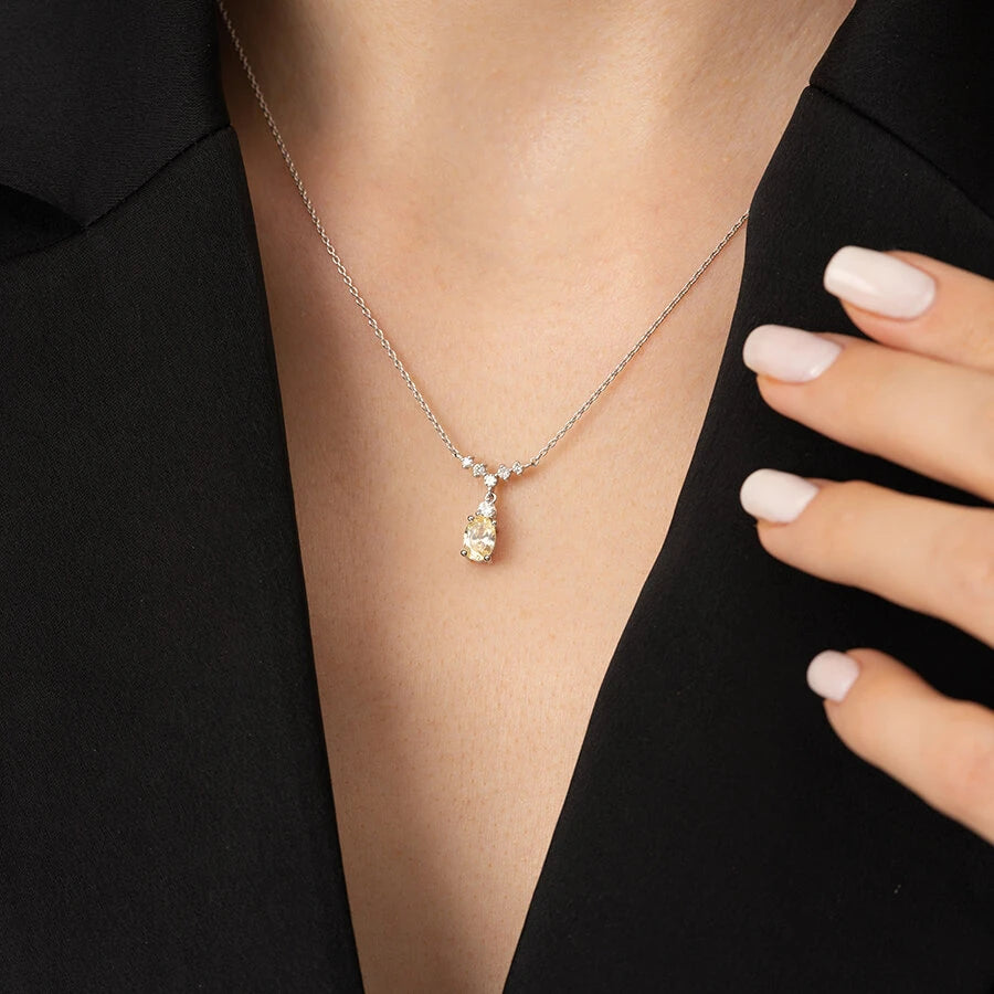 1.33 Carat Diamond Fancy Necklace